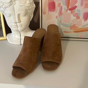 NWOT Calvin Klein suede mules